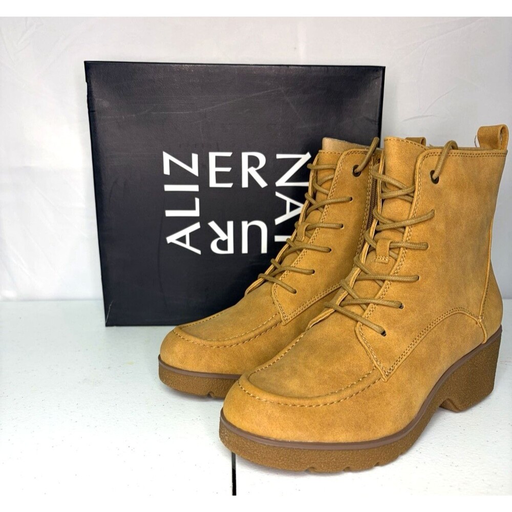 Naturalizer Genie Camel Color Booties Women’s Size 8.5 M New in Box